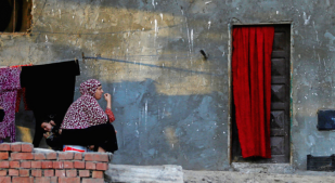 أسرة بحاجة أجرة منزل