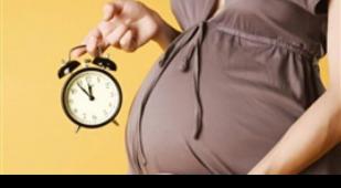 هبة على وشك الولادة 